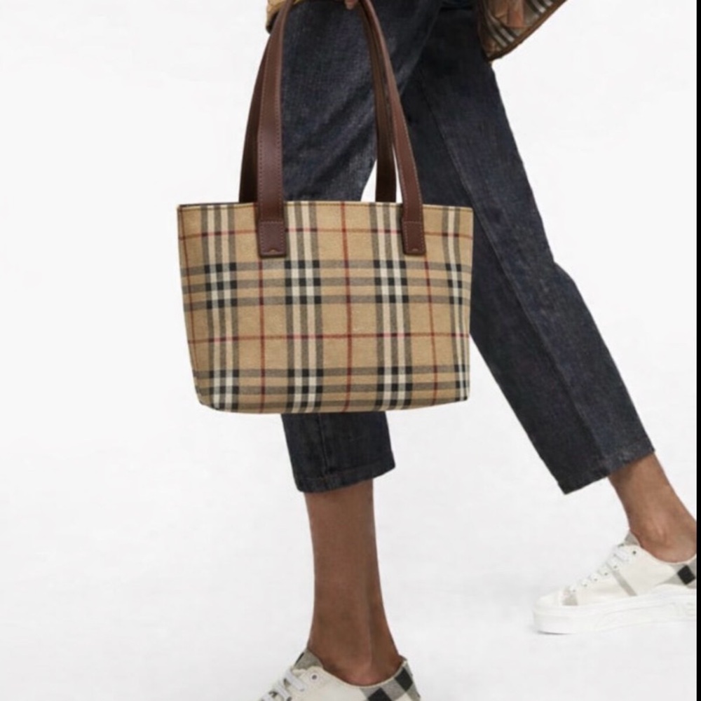 Burberry Classic Tote Bag Authentic